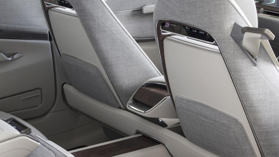  Cadillac Escala Concept 2016 года  (фото 29 из 38)